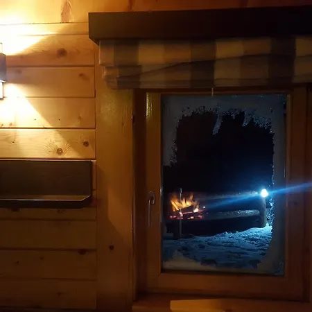 Floris Semesterbostad